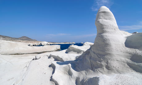 We were happy to read an article on Guardian by Rachel Dixon about the idyllic islands with gorgeous beaches of Greece. Milos was one of them. Why? This volcanic island has a spectacular lunar landscape of red, brown and white rocks, and around 70 equally colourful beaches: white, gold, ...